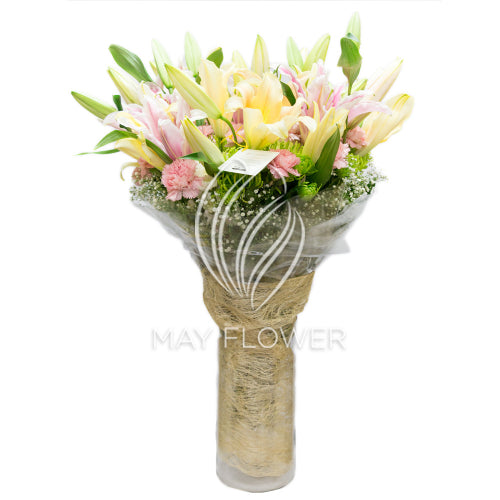 Peachy Lily Vase – May Flower